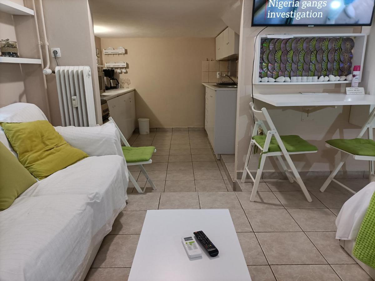 Urban Studio Apartment Athens Exterior photo